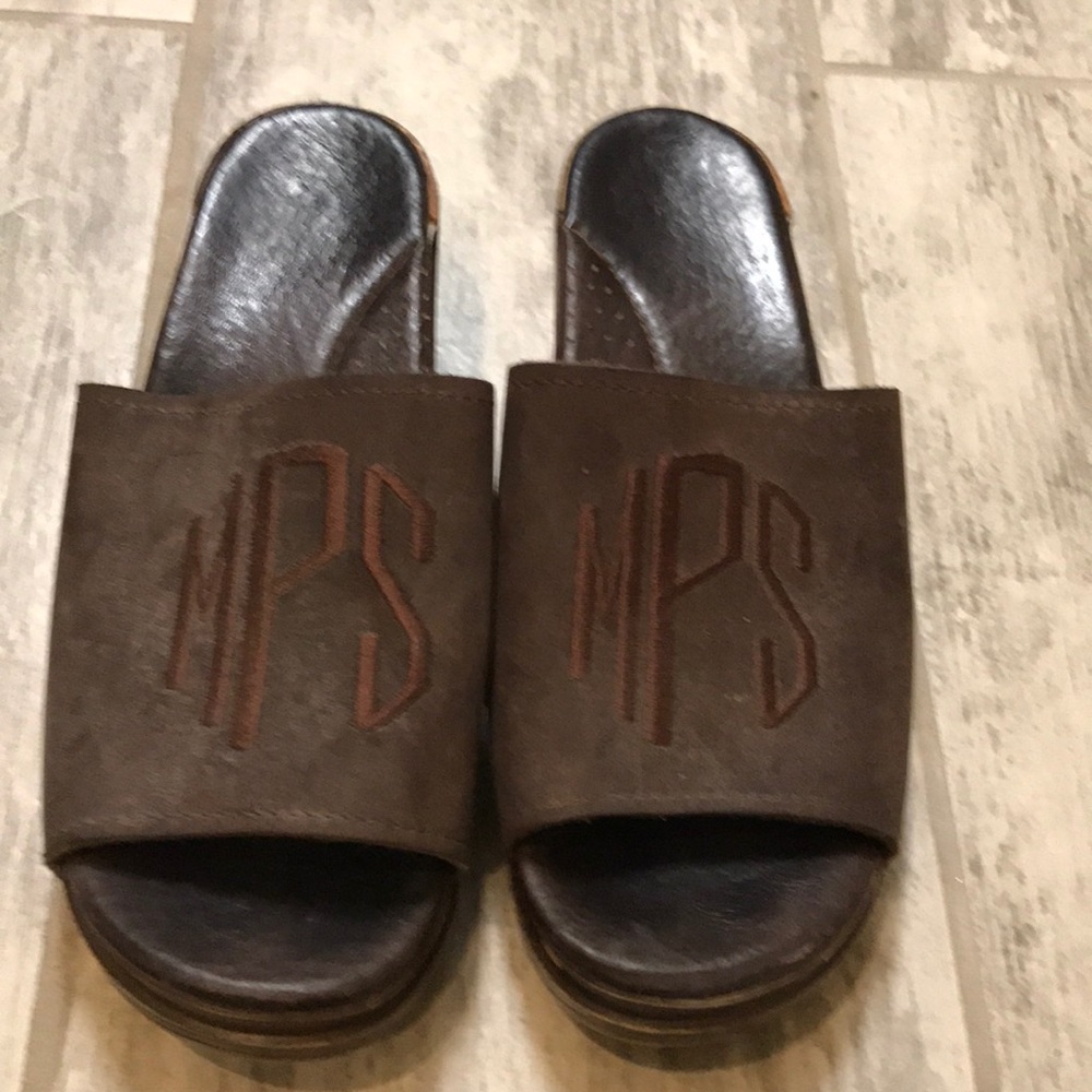 Anna Monogram clogs 38